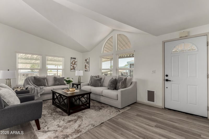 2233 Behrend Dr #210, Phoenix, AZ 85024