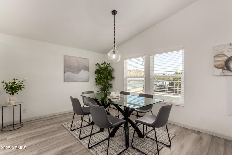 2233 Behrend Dr #210, Phoenix, AZ 85024