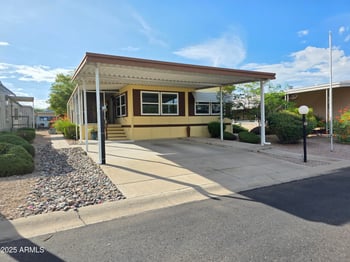 2233 Behrend Dr #219, Phoenix, AZ 85024