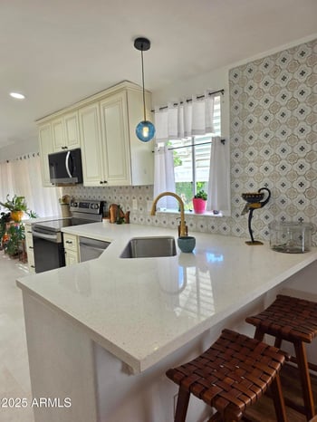 2233 Behrend Dr #250, Phoenix, AZ 85024