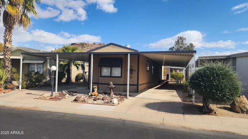 2233 Behrend Dr #61, Phoenix, AZ 85024