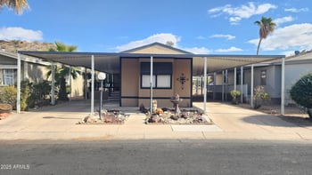 2233 Behrend Dr #61, Phoenix, AZ 85024