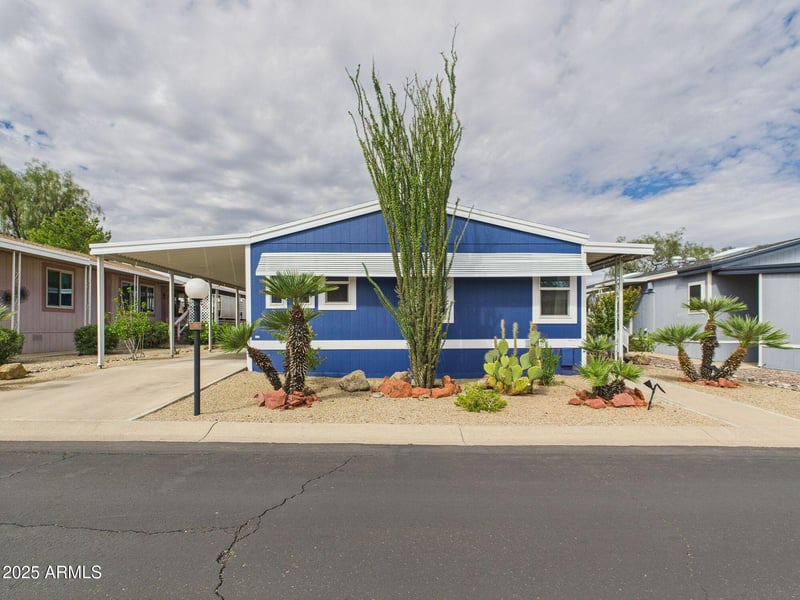 2233 Behrend Dr #8, Phoenix, AZ 85024