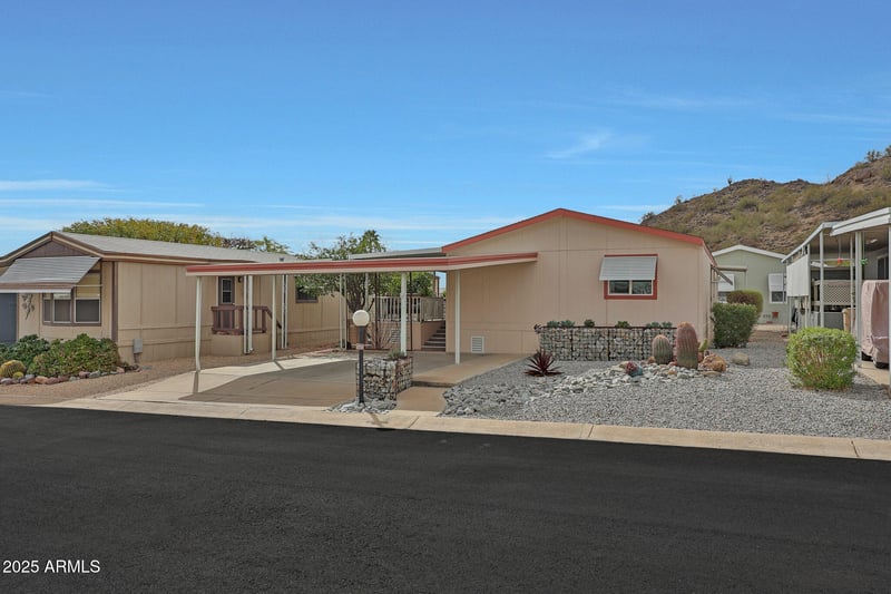 2233 E Behrend Dr #153, Phoenix, AZ 85024