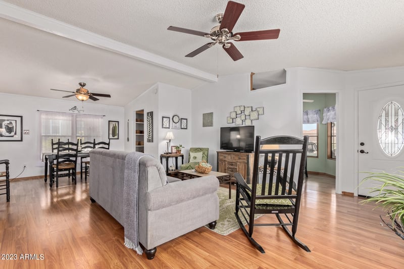 2233 E Behrend Dr #19, Phoenix, AZ 85024