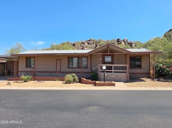 2233 Behrend Dr #51, Phoenix, AZ 85024