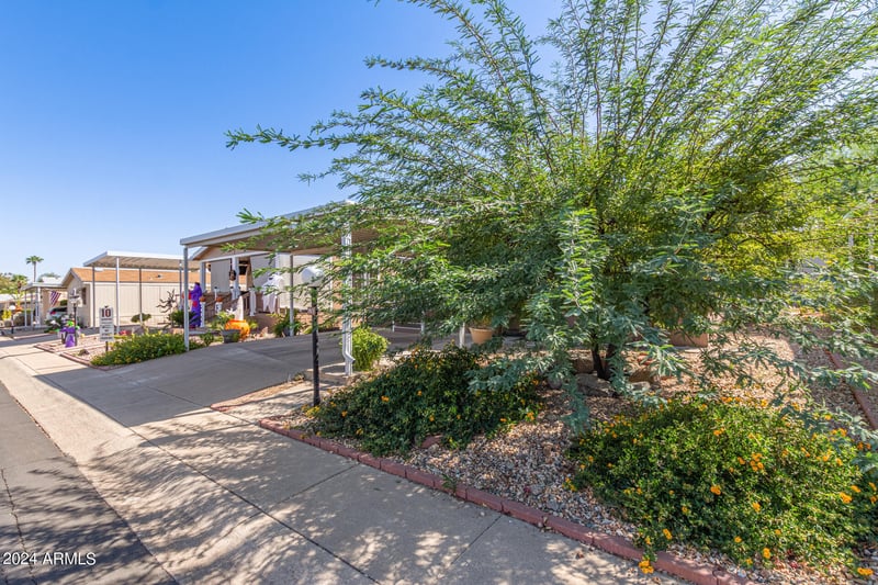 2233 E Behrend Dr #80, Phoenix, AZ 85024