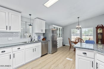 2233 E Behrend Dr #9, Phoenix, AZ 85024