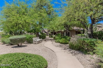 2233 E Behrend Dr #9, Phoenix, AZ 85024