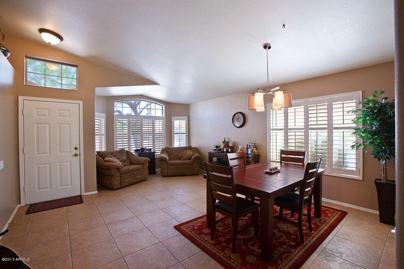 2233 E Monona Dr, Phoenix, AZ 85024