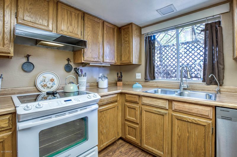 2233 E Pueblo Ave, Mesa, AZ 85204
