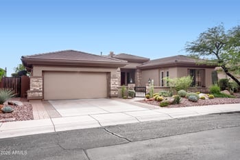 2233 W Stonewall Dr, Anthem, AZ 85086