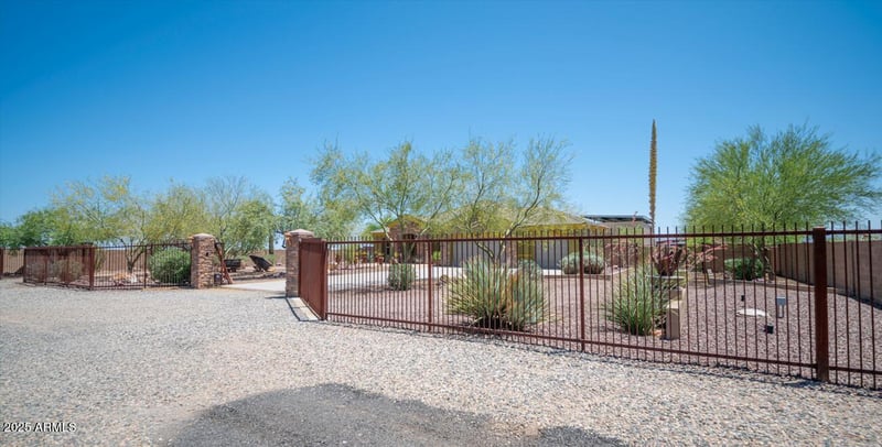 22337 Calle De Los Flores --, Wittmann, AZ 85361