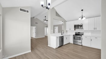 2234 Mohawk Ln, Phoenix, AZ 85027