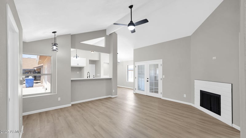 2234 Mohawk Ln, Phoenix, AZ 85027