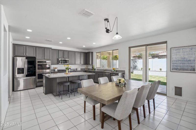 22341 100th Ln, Peoria, AZ 85383