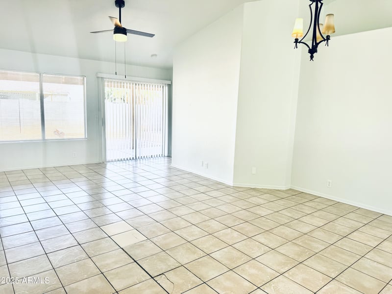 2235 89th Ave, Phoenix, AZ 85037