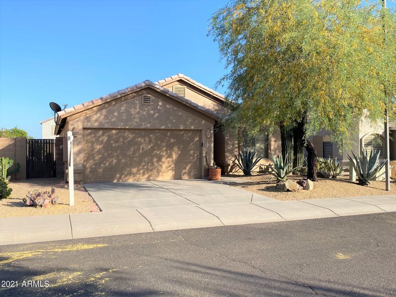 2235 E Ruby Ln, Phoenix, AZ 85024