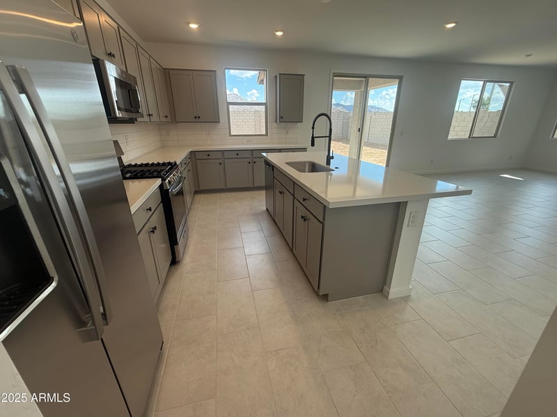 22351 Monona Ln, Surprise, AZ 85387