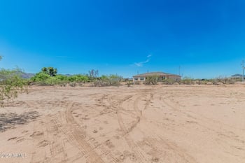 22352 Daley Ln, Surprise, AZ 85387
