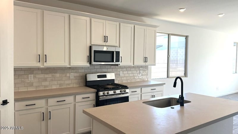 22353 Irma Ln, Surprise, AZ 85387