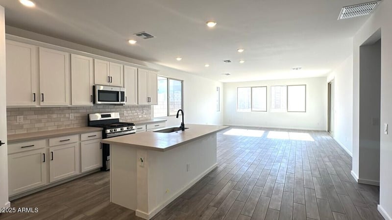 22353 Irma Ln, Surprise, AZ 85387