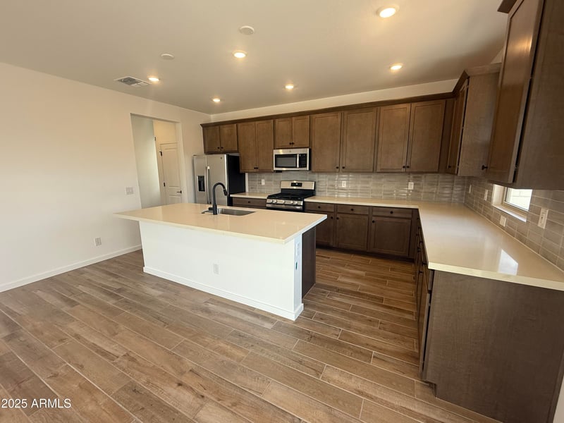 22359 Monona Ln, Surprise, AZ 85387
