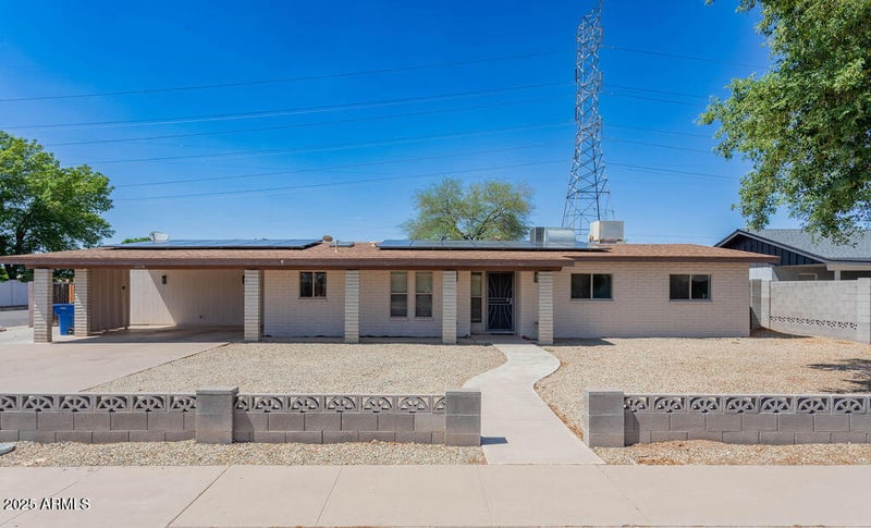 2236 Contessa Cir, Mesa, AZ 85213