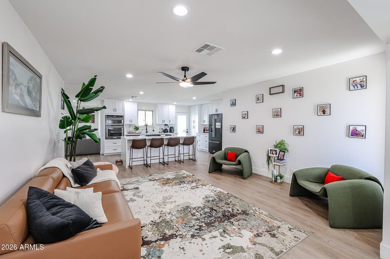 2236 Blanche Dr, Phoenix, AZ 85022
