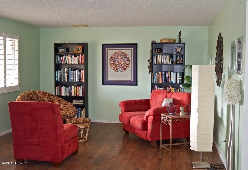 2236 E Lincoln Dr, Phoenix, AZ 85016