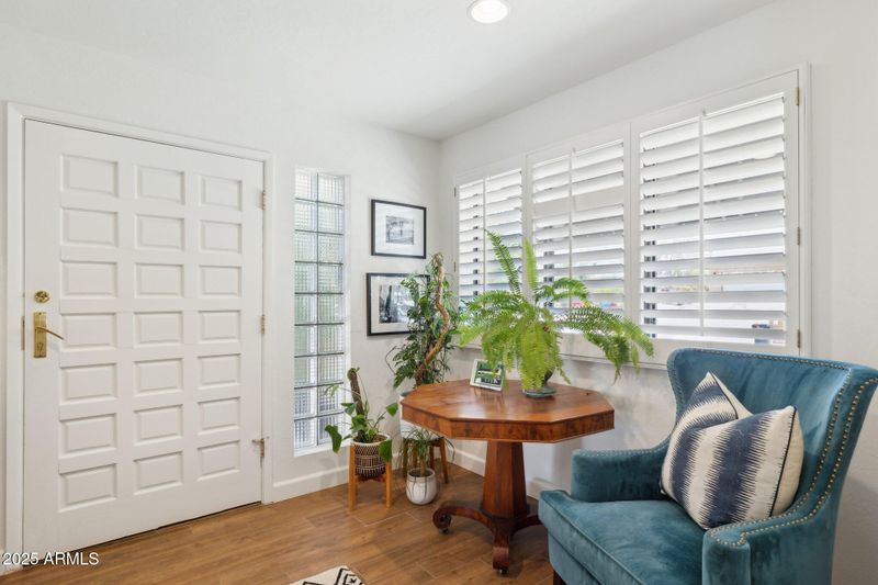 2236 E Sierra St, Phoenix, AZ 85028