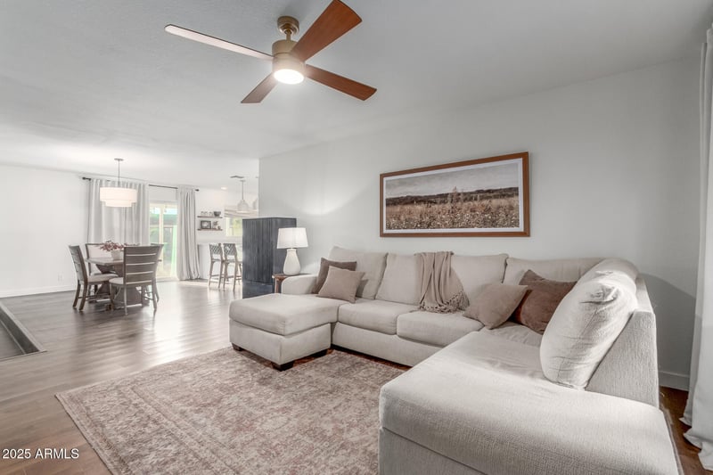 2236 Evergreen Rd, Tempe, AZ 85282