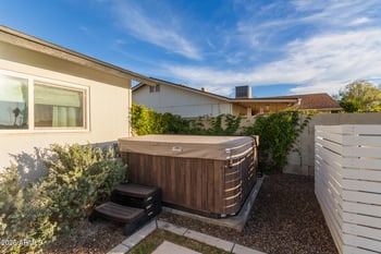 2236 Evergreen Rd, Tempe, AZ 85282