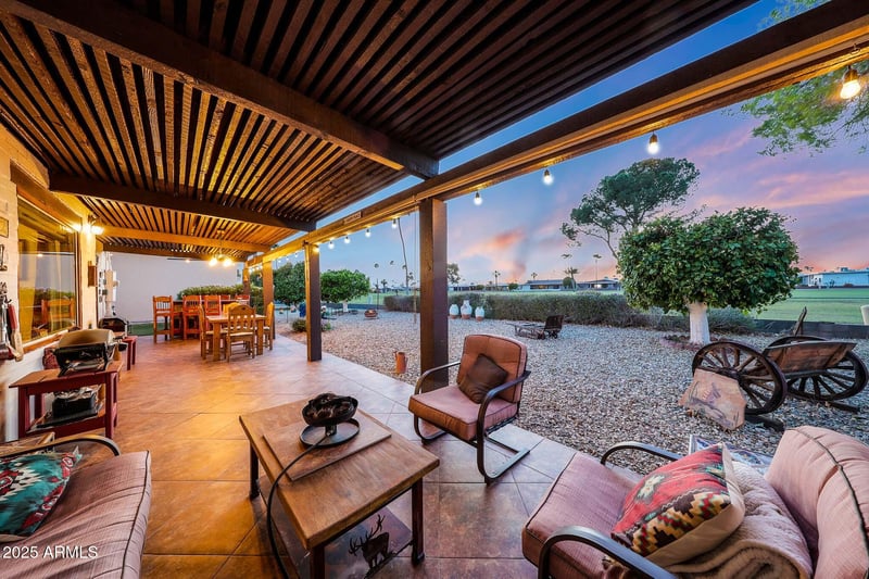2236 Middlecoff Dr, Mesa, AZ 85215