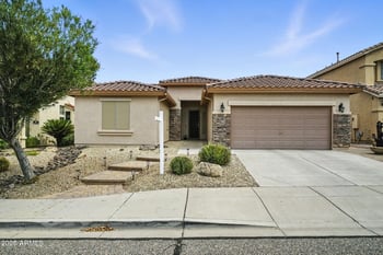 2236 Spur Dr, Phoenix, AZ 85085