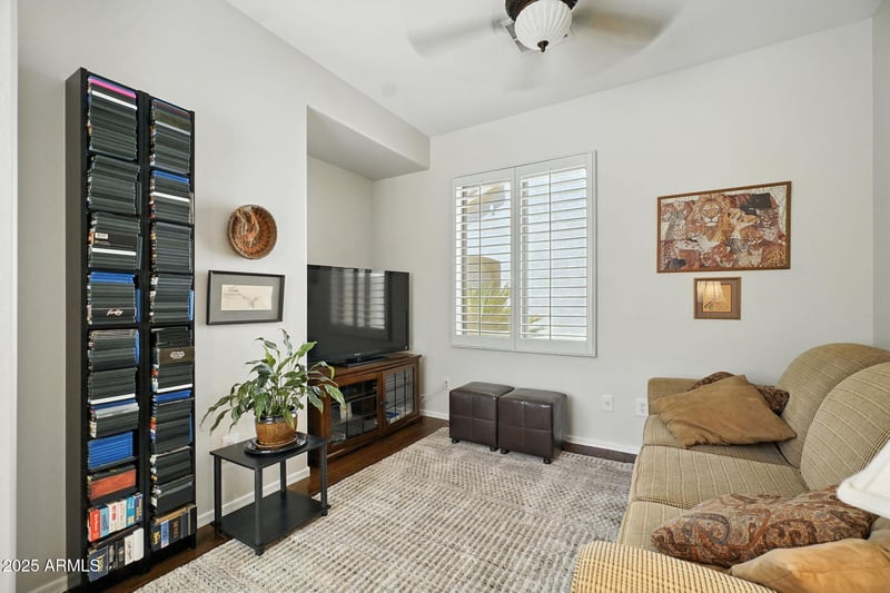 2236 Spur Dr, Phoenix, AZ 85085