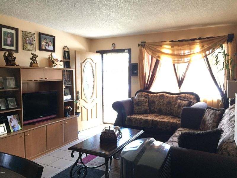 2236 W Columbine Dr, Phoenix, AZ 85029