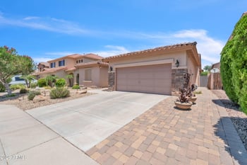 2236 W Spur Dr, Phoenix, AZ 85085