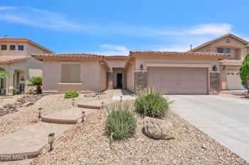 2236 W Spur Dr, Phoenix, AZ 85085