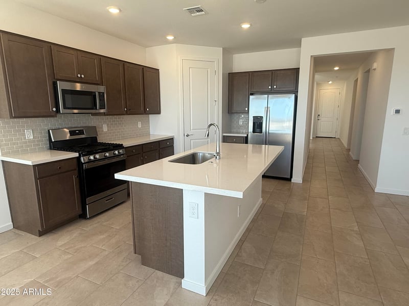 22360 Monona Ln, Surprise, AZ 85387