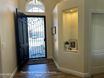 22366 68th Dr, Glendale, AZ 85310