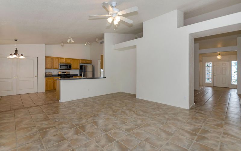 22366 N 69th Ave, Glendale, AZ 85310