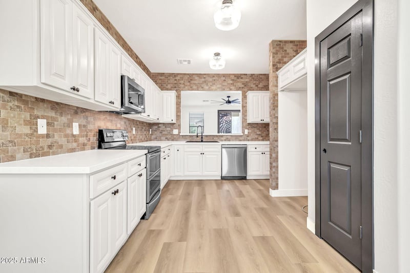 2237 Agrarian Hills Dr, San Tan Valley, AZ 85144