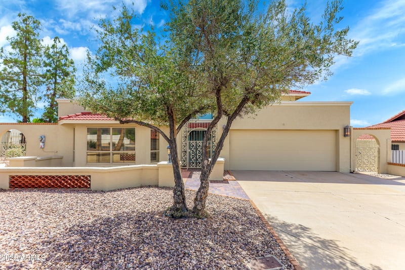2237 Captain Dreyfus Ave, Phoenix, AZ 85022
