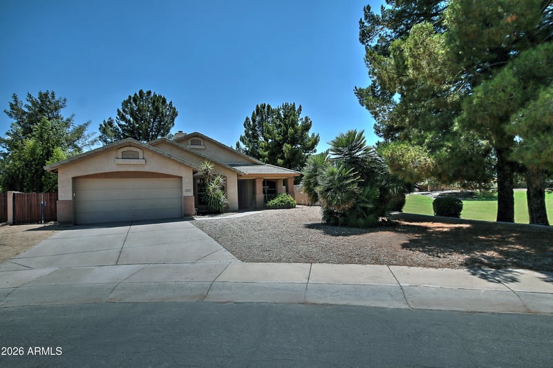 2237 E Austin Dr, Gilbert, AZ 85296