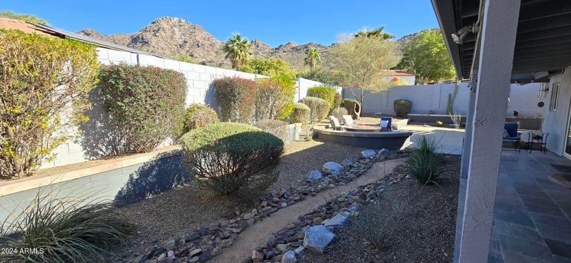 2237 E Nicolet Ave, Phoenix, AZ 85020