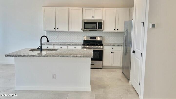 22376 Monona Ln, Surprise, AZ 85387