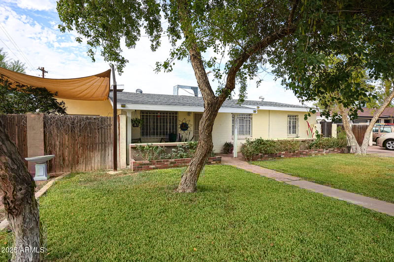 2238 Catalina Dr, Phoenix, AZ 85015