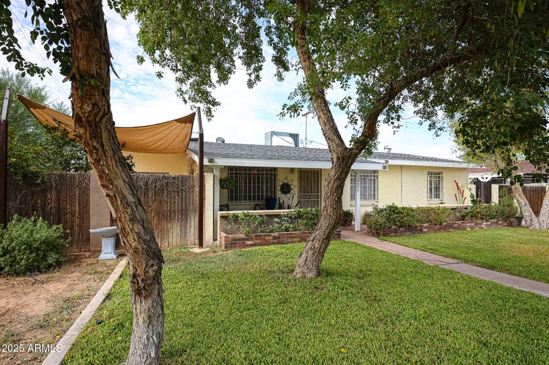 2238 Catalina Dr, Phoenix, AZ 85015