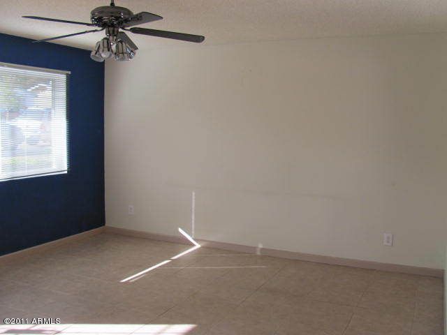 2238 E Acoma Dr, Phoenix, AZ 85022